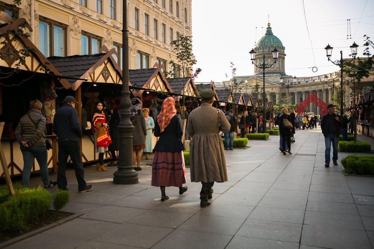 В ярмарке одежды, обуви и текстиля в Санкт-Петербурге примут участие производители из 27 регионов России