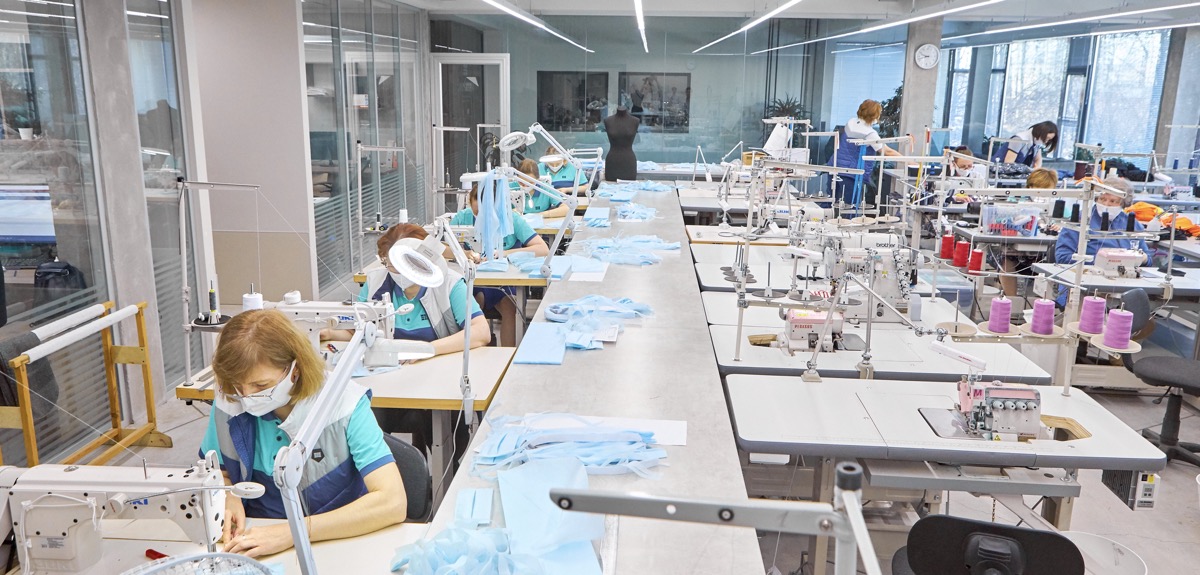 Объединение швейных фабрик для производства масок