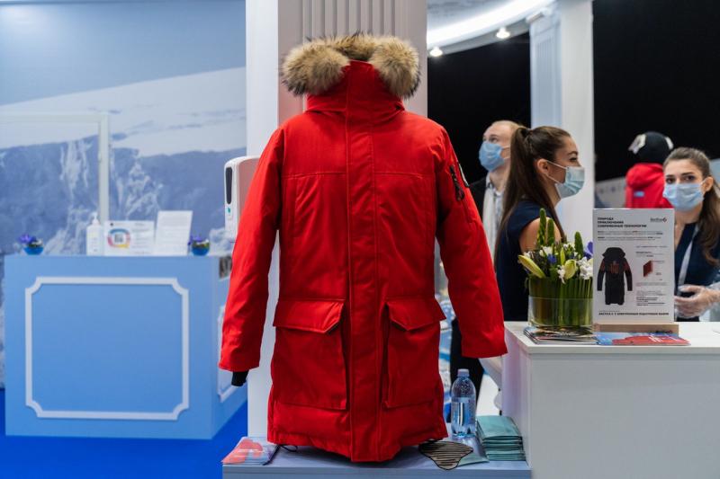 Студенты Университета ИТМО и бренд Red Fox запустили производство «умной» одежды для любителей зимнего отдыха