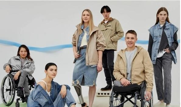 Российский бренд Finn Flare представил коллекцию одежды для людей с инвалидностью