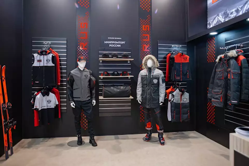 Бренд одежды Putin Team представил изделия на выставке «Экспо-2020» в Дубае
