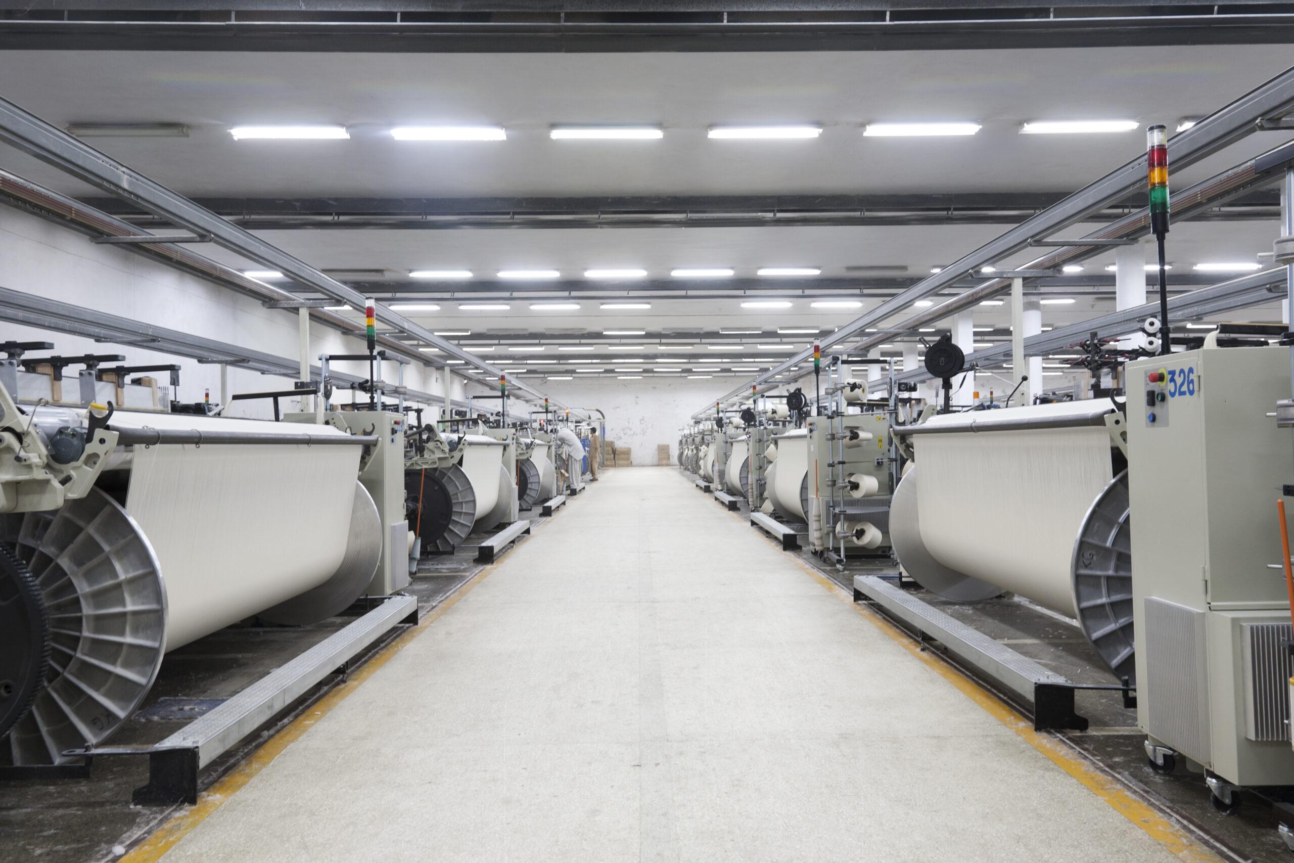 Текстильные предприятия без систем мониторинга выбросов обяжут платить штраф